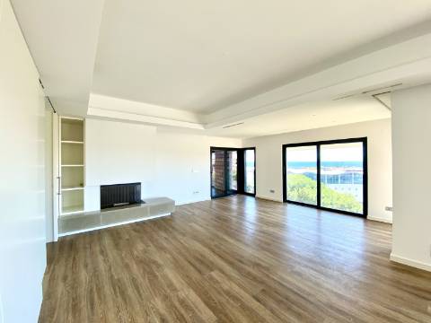 Moradia T7 com vista total de mar