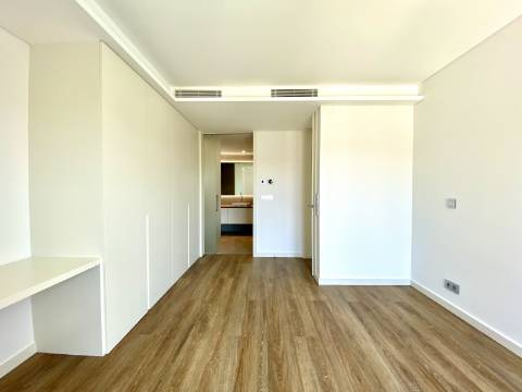 Moradia T7 com vista total de mar