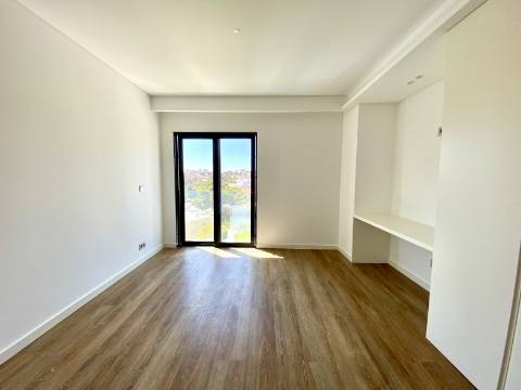 Moradia T7 com vista total de mar