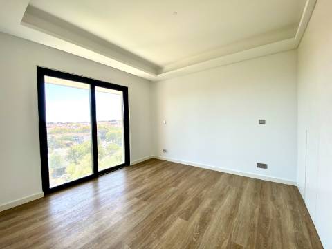 Moradia T7 com vista total de mar