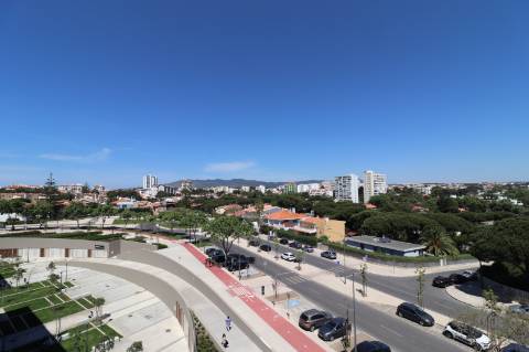 Penthouse T4 Duplex no empreendimento One Living.
