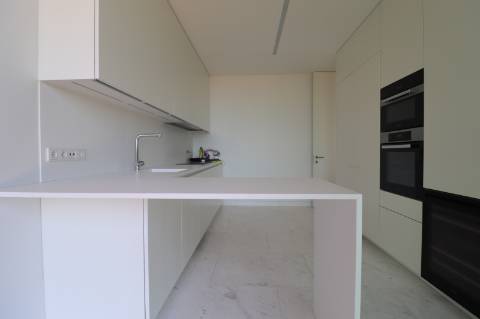 Penthouse T4 Duplex no empreendimento One Living.