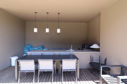 Penthouse T4 Duplex no empreendimento One Living.