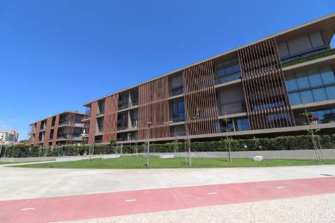 Penthouse T4 Duplex no empreendimento One Living.