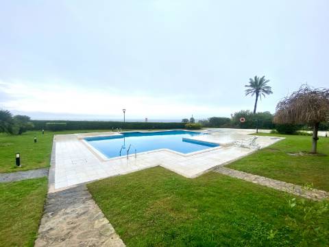 Apartamento T2 em Condominio Fechado com Vista Mar