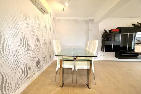 Apartamento T2 em Condominio Fechado com Vista Mar