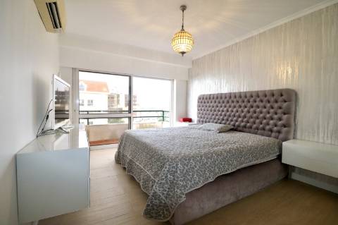 Apartamento T2 em Condominio Fechado com Vista Mar