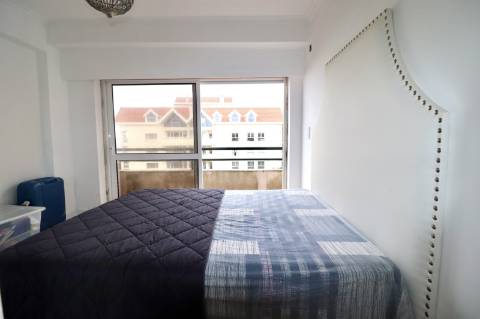 Apartamento T2 em Condominio Fechado com Vista Mar