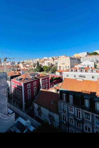 Apartamento T2 junto a Av. da Liberdade