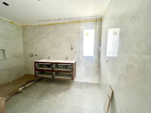 Moradia T4 num condomínio em Manique, Cascais