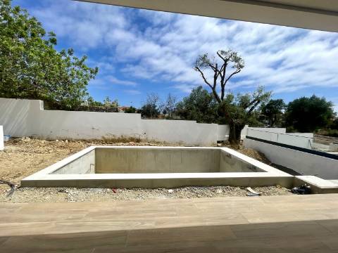 Moradia T4 num condomínio em Manique, Cascais