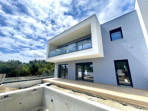 Moradia T4 num condomínio em Manique, Cascais