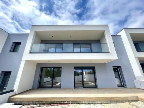 Moradia T4 num condomínio em Manique, Cascais