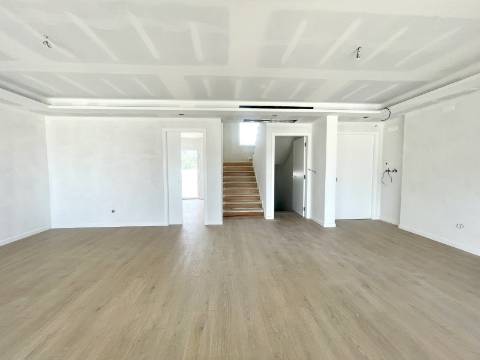 Moradia T4 num condomínio em Manique, Cascais