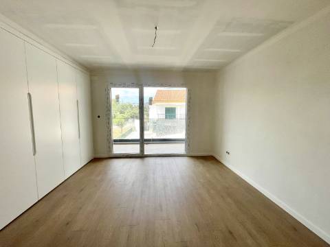 Moradia T4 num condomínio em Manique, Cascais