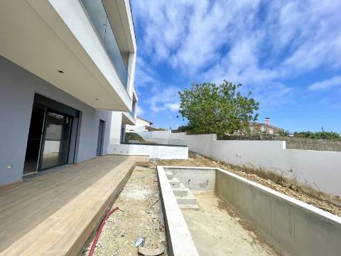 Moradia T4 num condomínio em Manique, Cascais