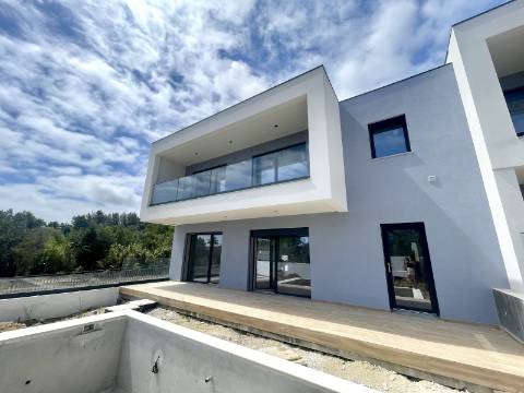 Moradia T4 num condomínio em Manique, Cascais