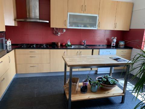 Moradia GeminadaT4 em Albarraque