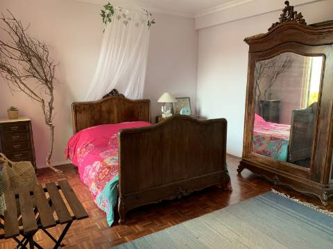 Moradia GeminadaT4 em Albarraque