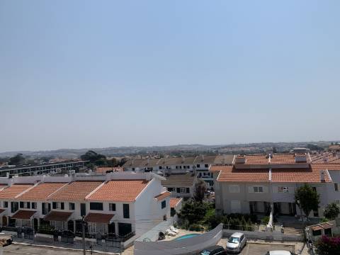 Moradia GeminadaT4 em Albarraque