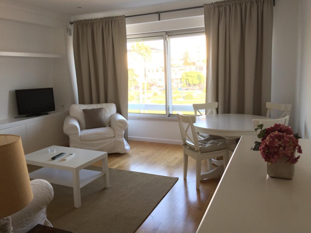 Apartamento T1 com Vista Mar no Estoril