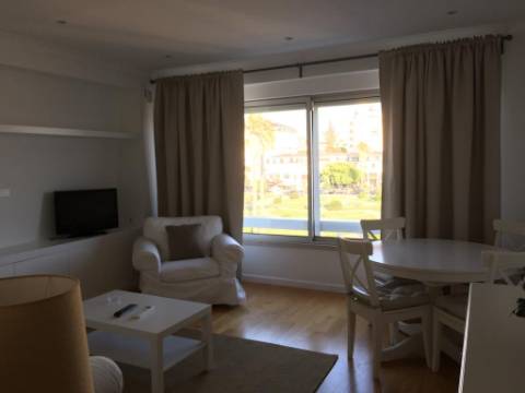 Apartamento T1 com Vista Mar no Estoril