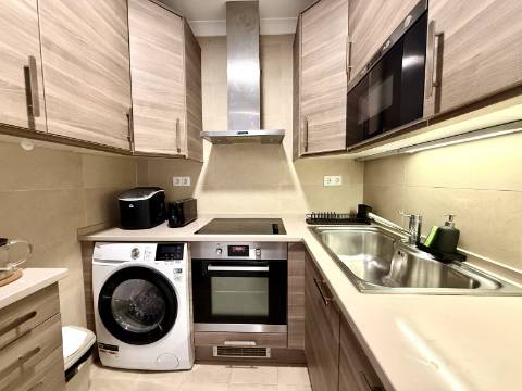 Apartamento T1 com Vista Mar no Estoril