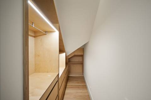 Moradia T3+1 com Jardim Privativo e Vista Mar