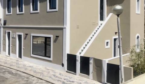 Apartamento T2 Mobilado com Vista Mar