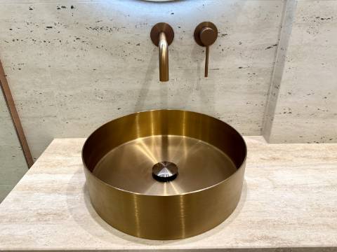 Apartamento T2 totalmente remodelado no Monte Estoril.