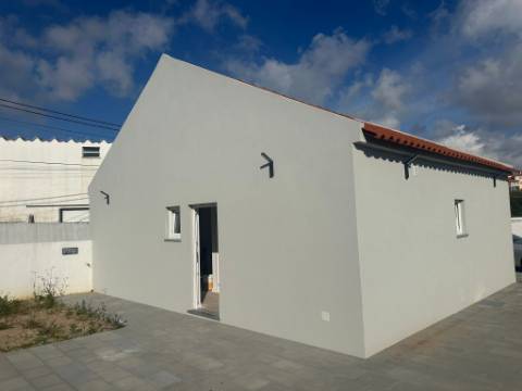 Moradia T3 Remodelada em Torres Vedras