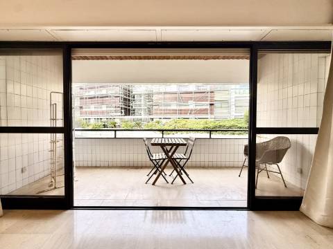 Apartamento T1 em frente ao Casino Estoril