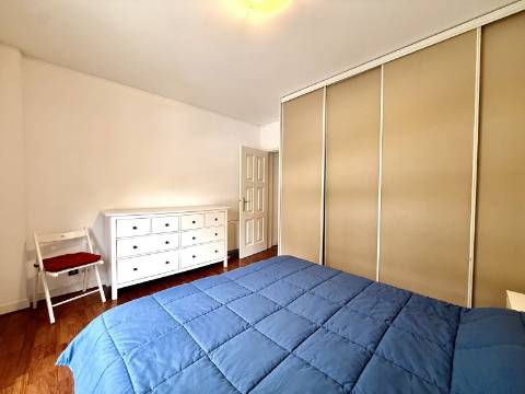 Apartamento T1 em frente ao Casino Estoril