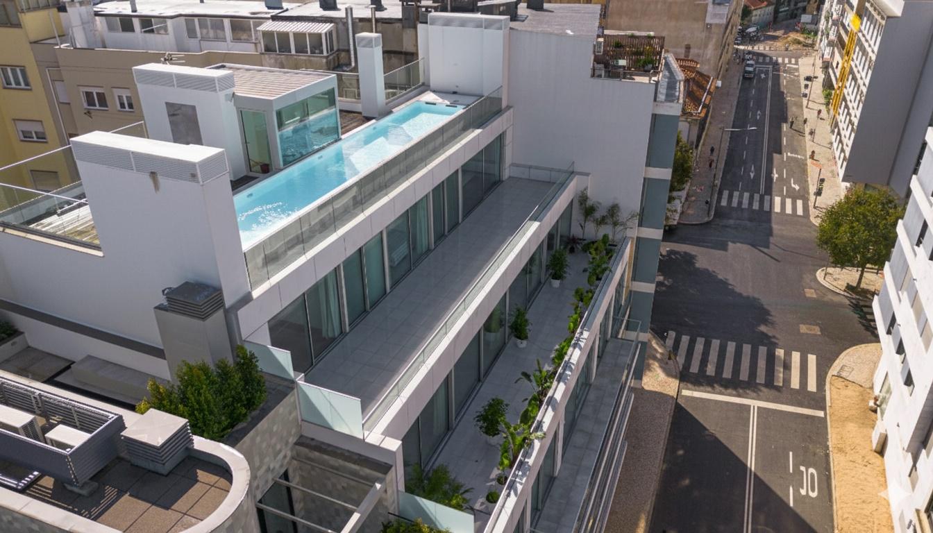 Triplex Penthouse T4 Contemporânea nas Avenidas Novas, Lisboa