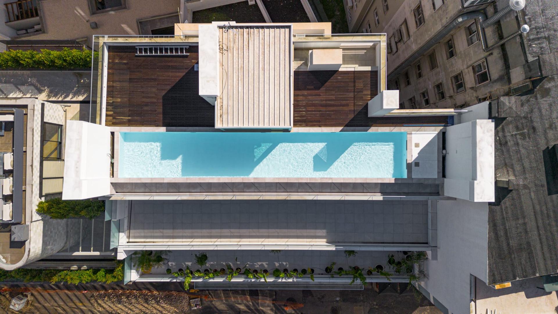 Triplex Penthouse T4 Contemporânea nas Avenidas Novas, Lisboa