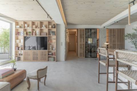 Penthouse T2 com vista mar na Azarujinha, Estoril