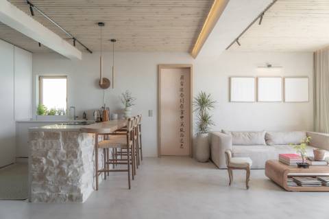 Penthouse T2 com vista mar na Azarujinha, Estoril