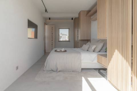 Penthouse T2 com vista mar na Azarujinha, Estoril