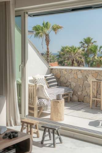 Penthouse T2 com vista mar na Azarujinha, Estoril