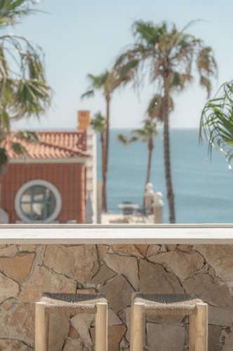 Penthouse T2 com vista mar na Azarujinha, Estoril