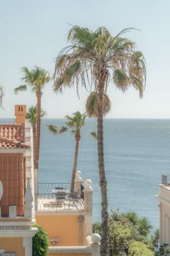 Penthouse T2 com vista mar na Azarujinha, Estoril