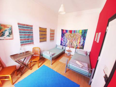 Moradia T4 junto a Praia das Maças