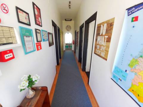 Moradia T4 junto a Praia das Maças