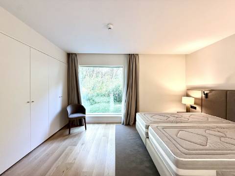 Apartamento T2 com Jardim e Piscina no Condomínio Privado na Quinta da Marinha, Cascais