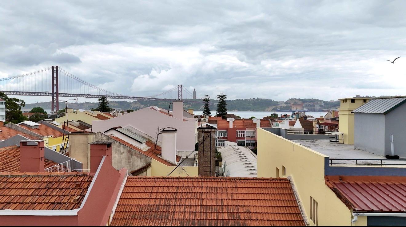 Prédio para Reabilitação com Projeto Definido. Excelente Oportunidade de Investimento em Belém.