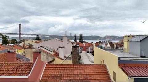 Prédio para Reabilitação com Projeto Definido. Excelente Oportunidade de Investimento em Belém.