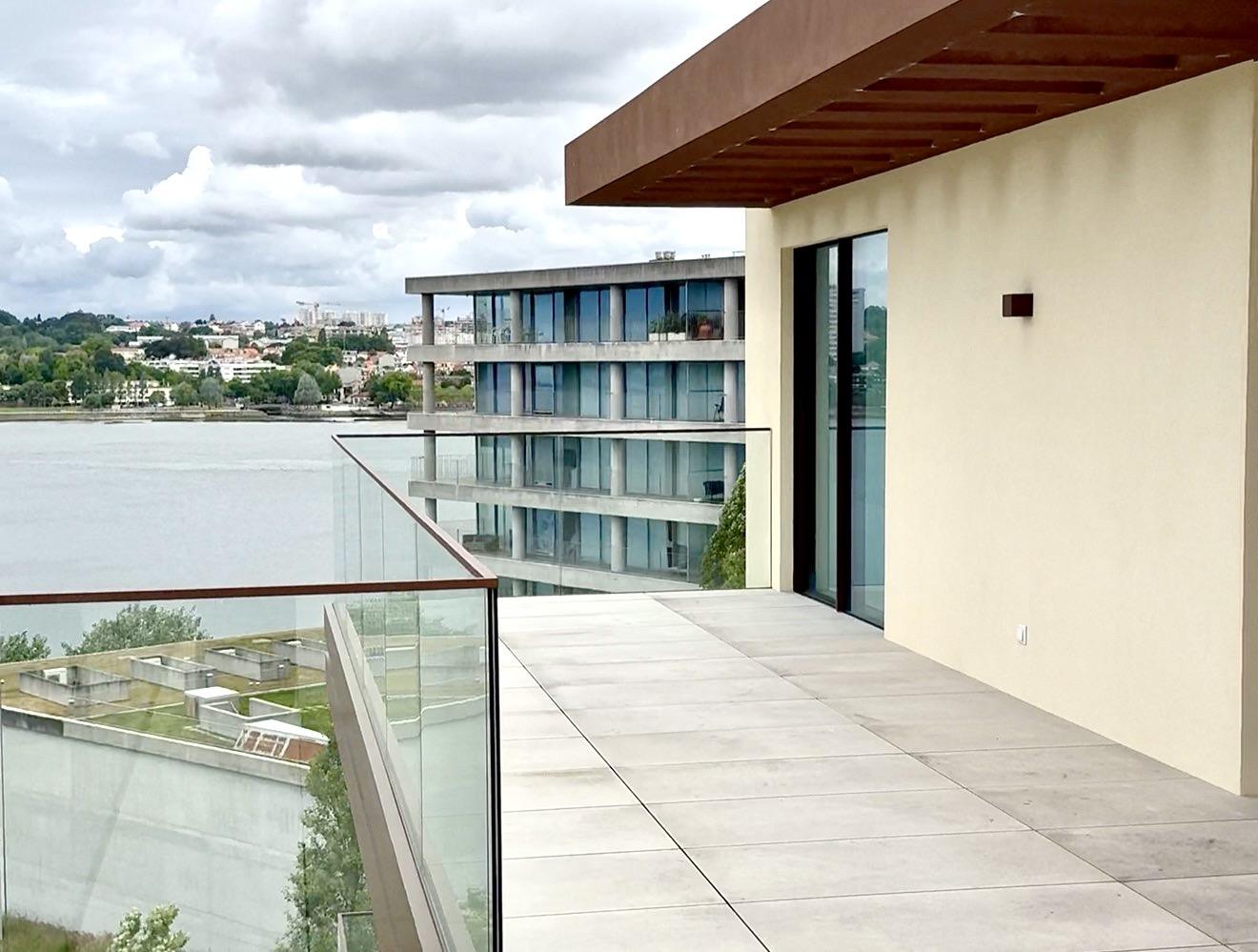 Penthouse T4 na Quinta Marques Gomes