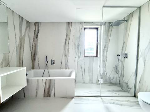 Penthouse T4 na Quinta Marques Gomes