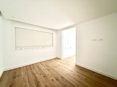 Penthouse T4 na Quinta Marques Gomes