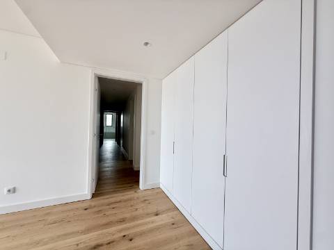 Penthouse T4 na Quinta Marques Gomes